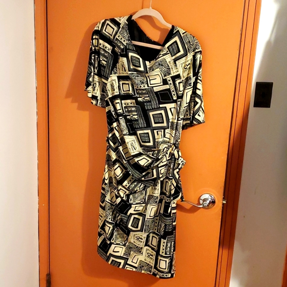 MT Collection XXL women's dolman sleeve dress